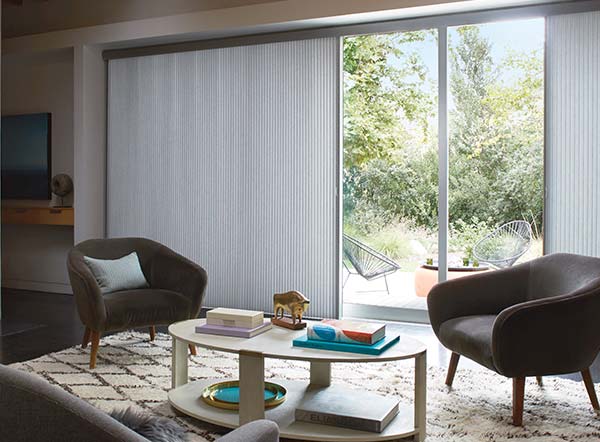 duette-vertiglide-hunter-douglas-aero-drapery-and-blind